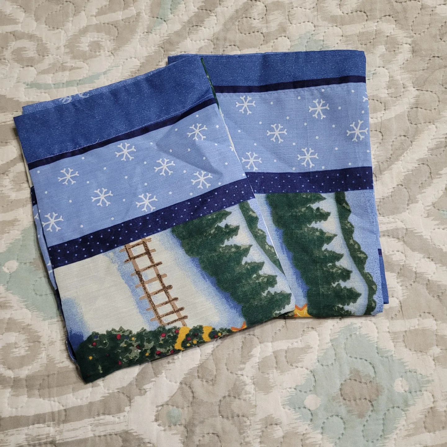 Pair of Holiday Christmas 30" x 24" Pillow Covers image indicator(7)