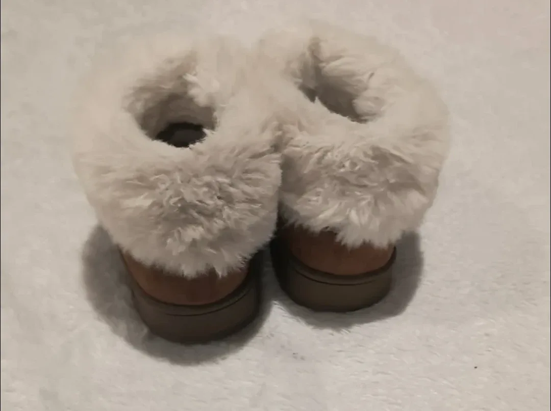 SO Girls' Chestnut Faux Fur Boots - Size 4 image indicator(6)