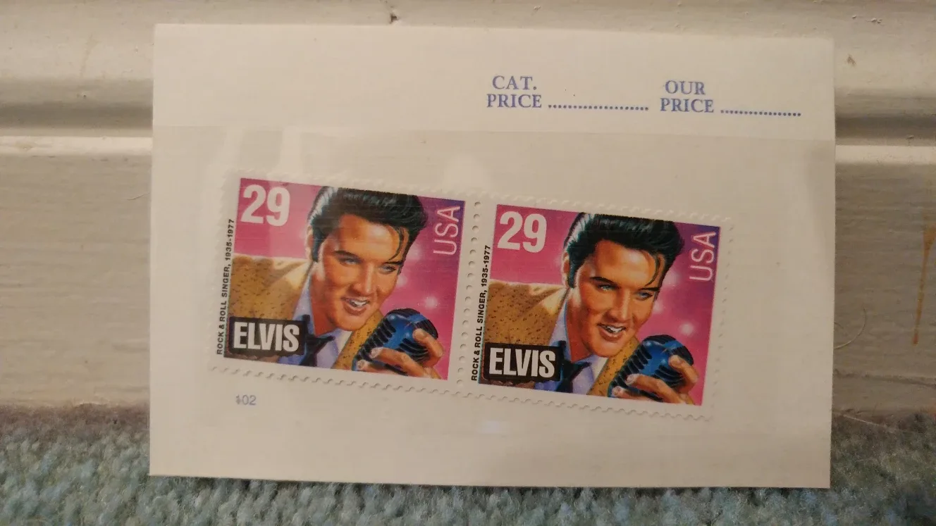 Elvis Presley stamps - set of 2 USA