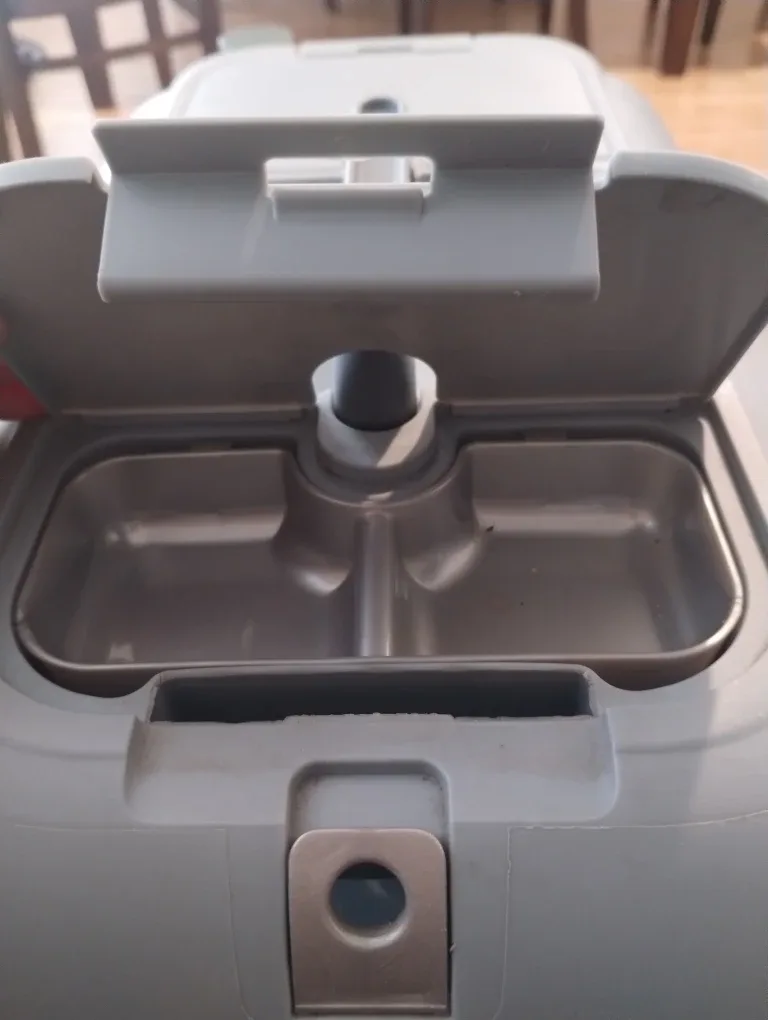 Dogit Voyageur Model 100 Small Pet Carrier image indicator(4)