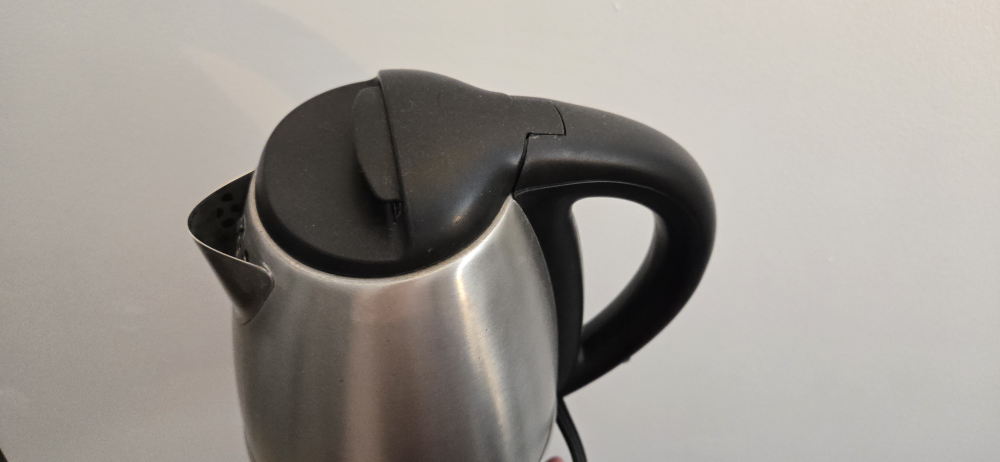 Hamilton Beach Electric Kettle - photo 3