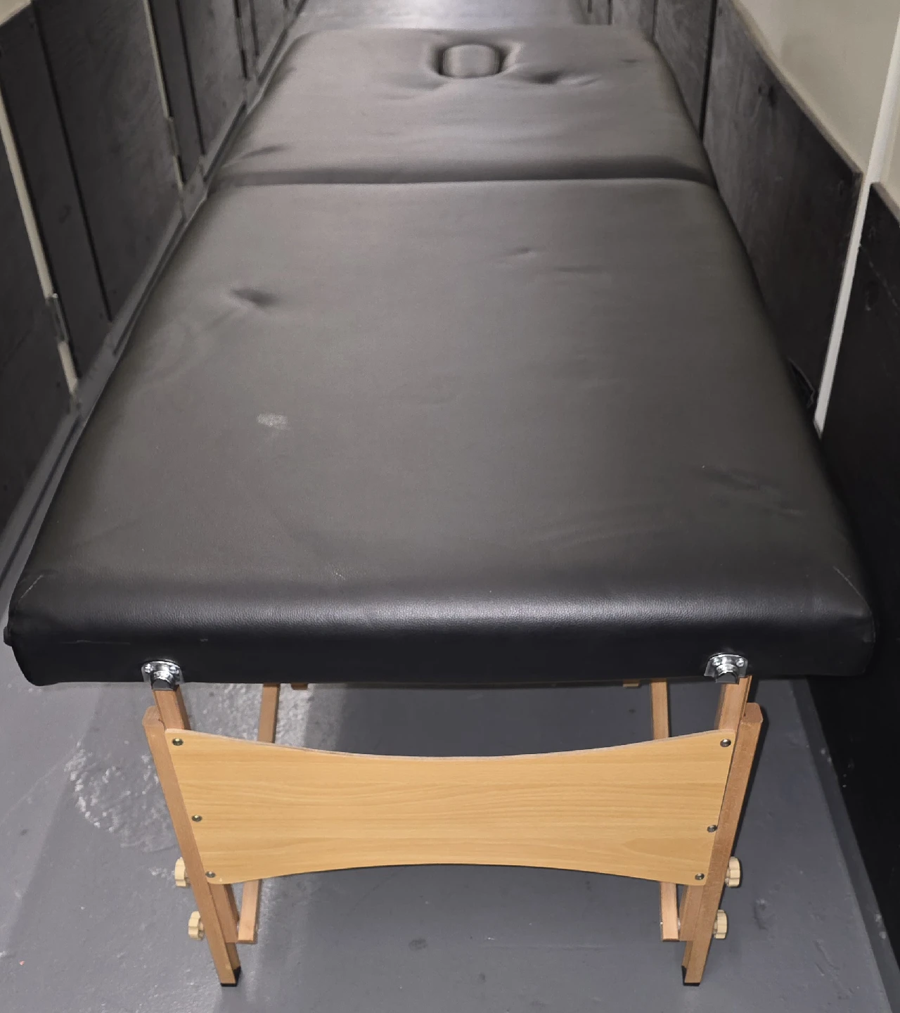 I sell by lot, physical therapy machines and body beauty. - photo 3