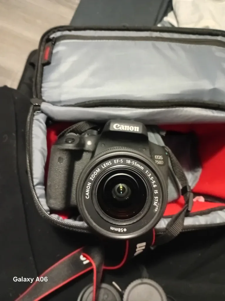 Canon EOS 750D DSLR Camera with Lens image indicator(5)