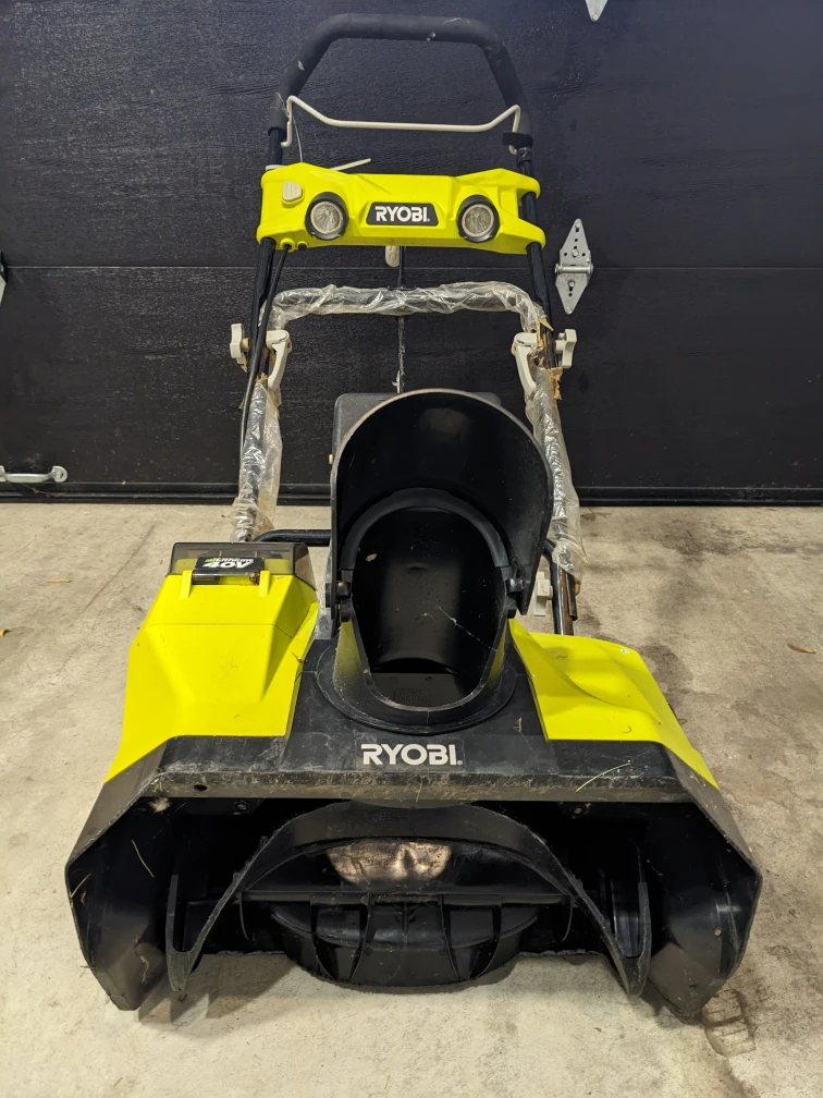 Ryobi 40V Cordless Snow Blower - photo 3