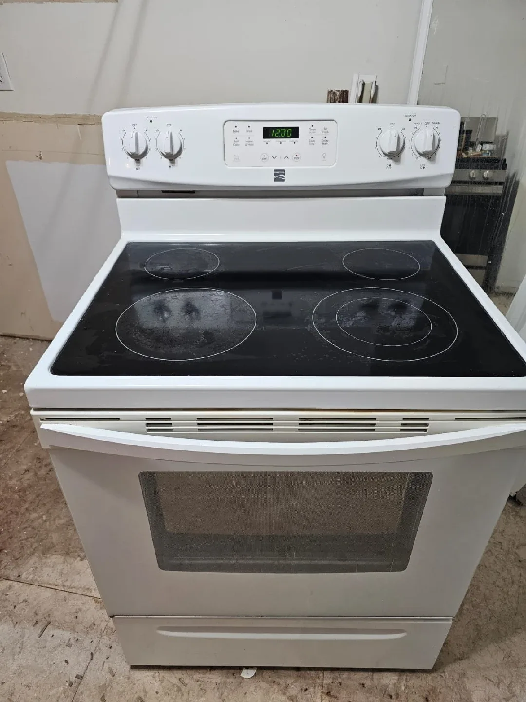 Kenmore Electric Range - White image indicator(3)
