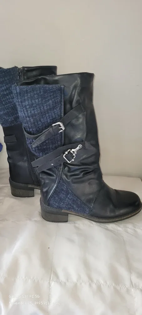 Black Knee-High Boots with Buckle Detail image indicator(5)