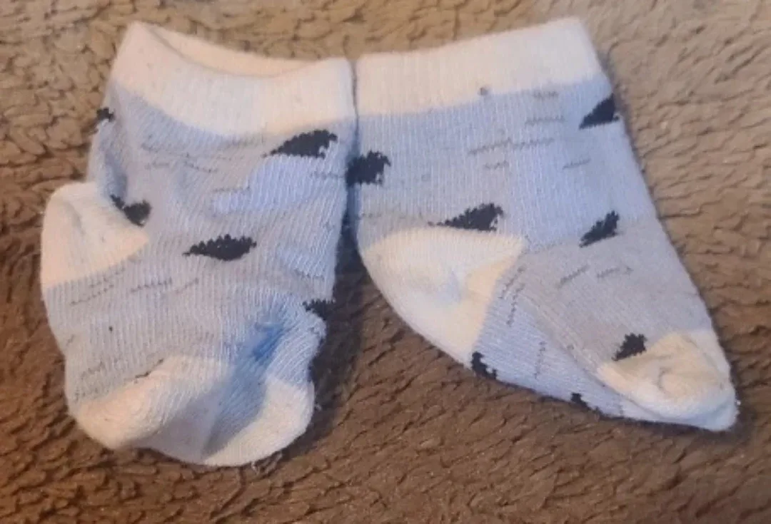 Baby Socks - Blue with Black Accents 🥕 #freecycle