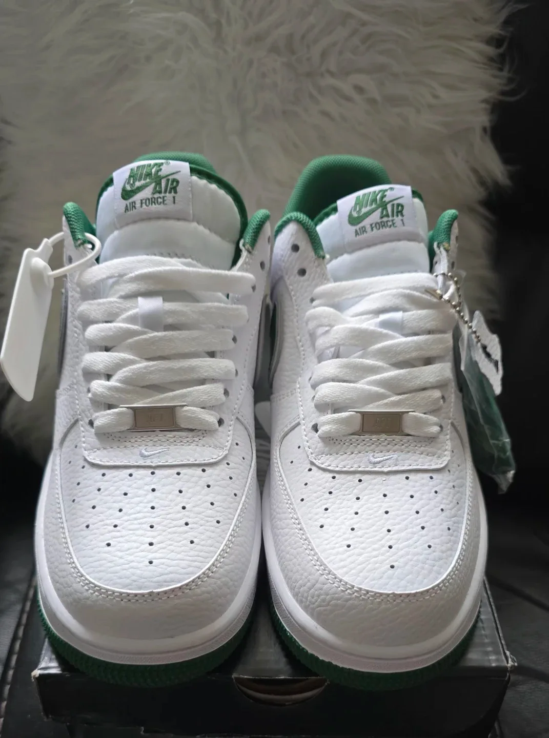 Brand new Air Force Lebron 4 HorseMan for sale image indicator(9)