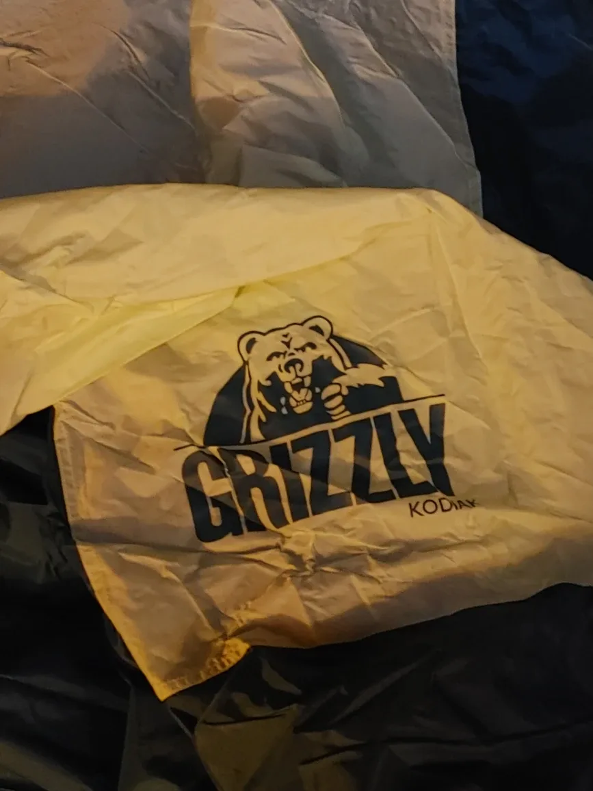 Grizzly Kodiak Tent image indicator(5)