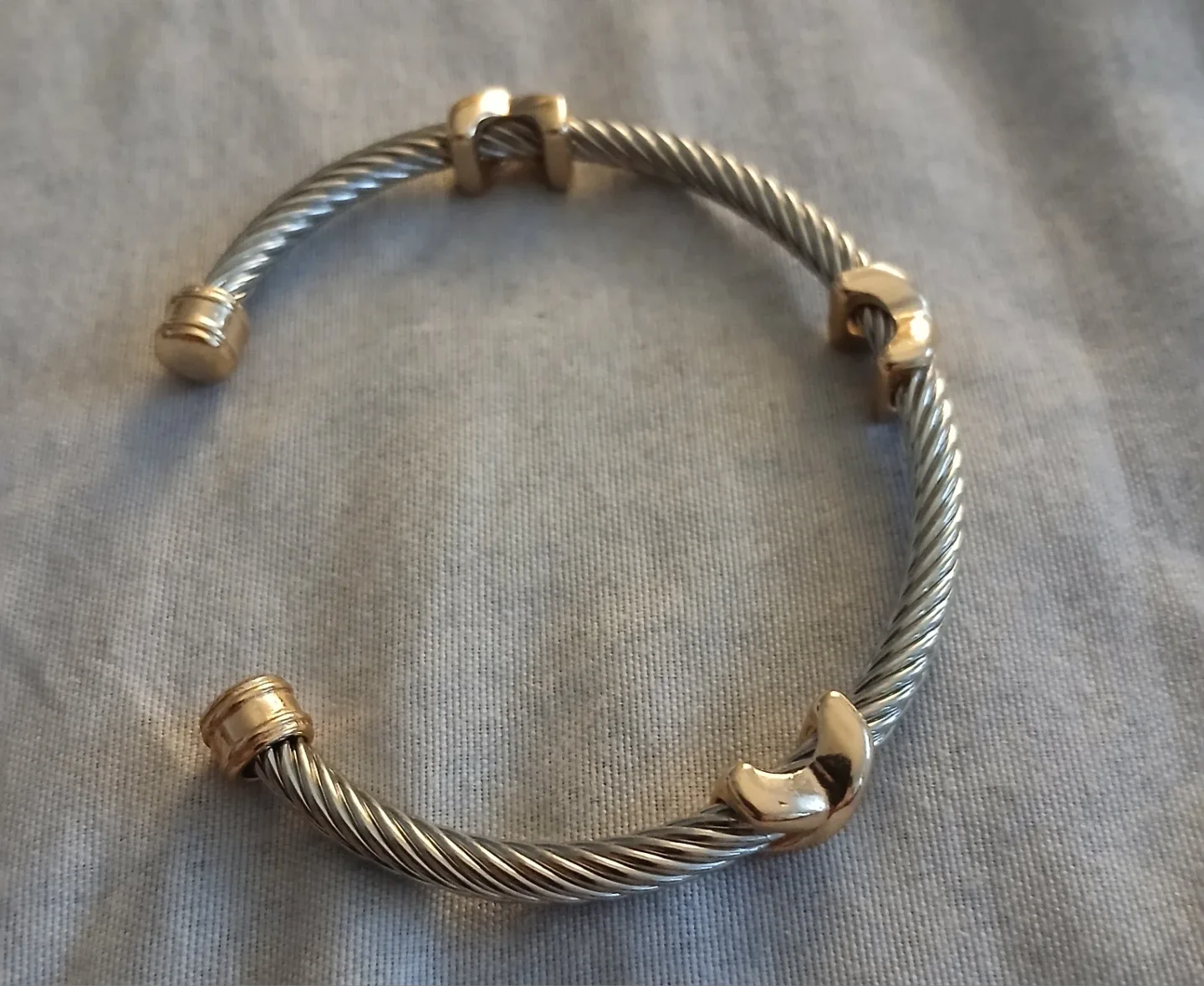 Bracelet, Ring and Necklace Set image indicator(5)