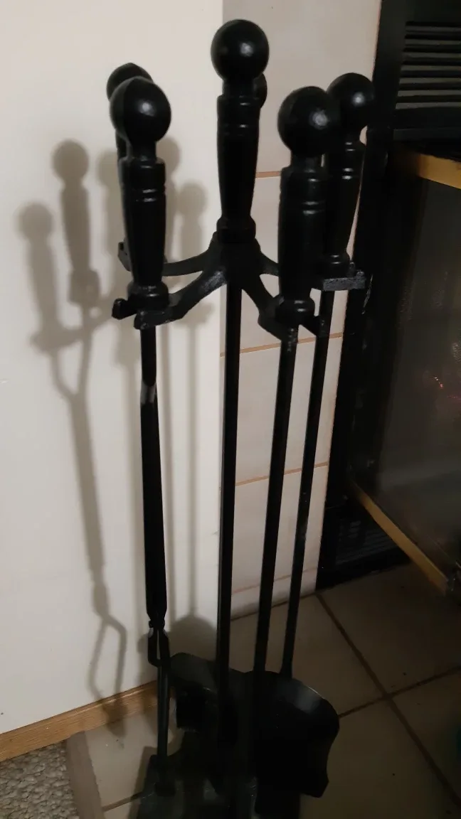 Black Fireplace Tool Set image indicator(4)