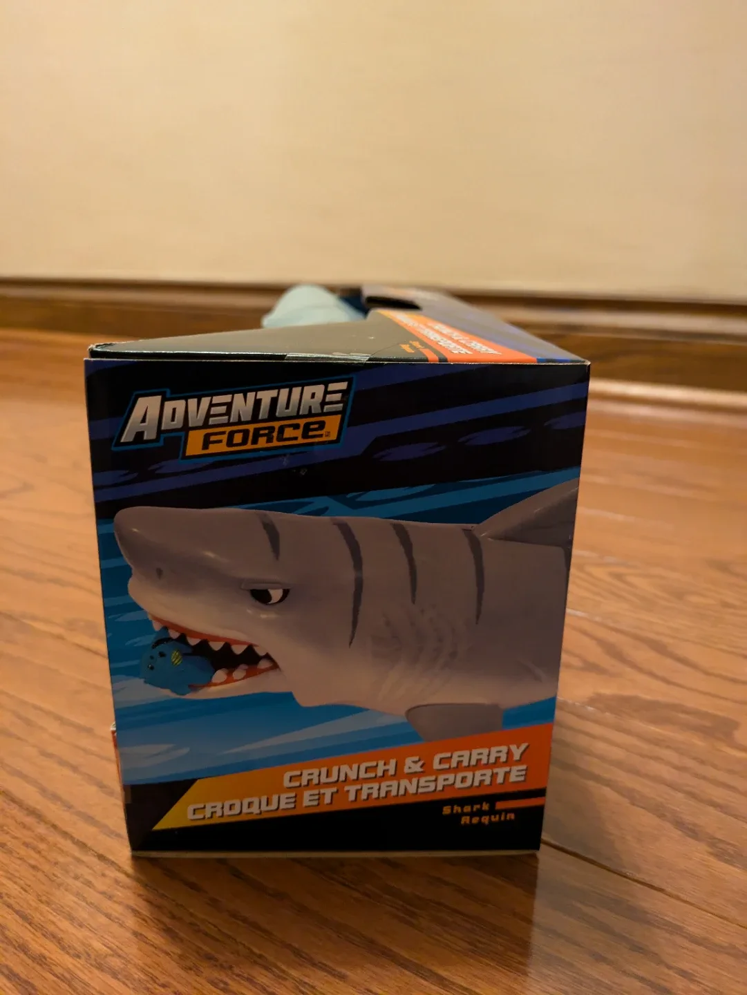 New Adventure Force Crunch & Carry Shark Toy image indicator(2)