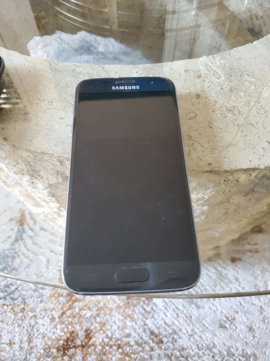 Samsung Galaxy S7 32gb storage. Unlocked & Clean image indicator(7)