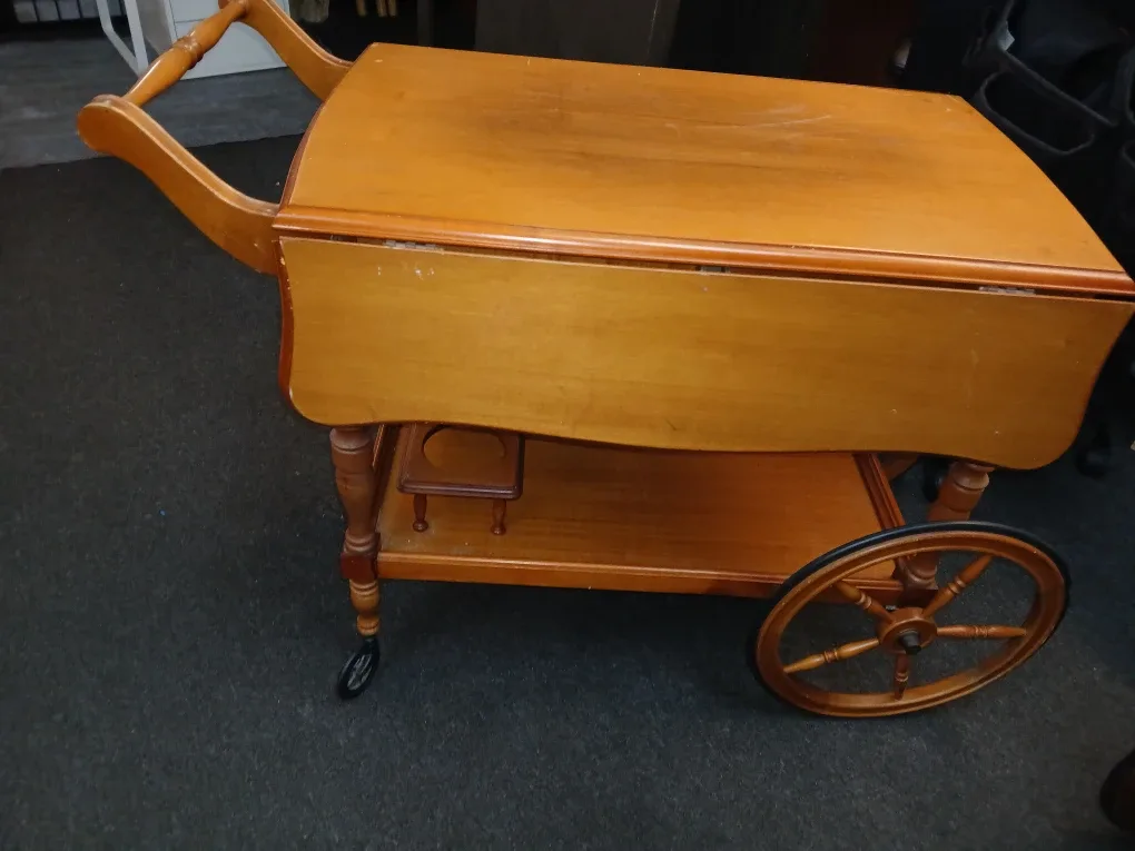 2 side tables like carts for 100