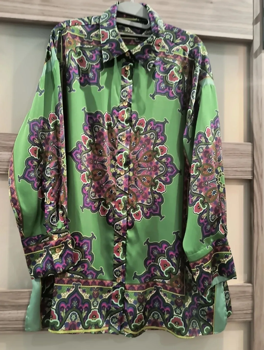 Green Patterned Button-Up Shirt Zara M