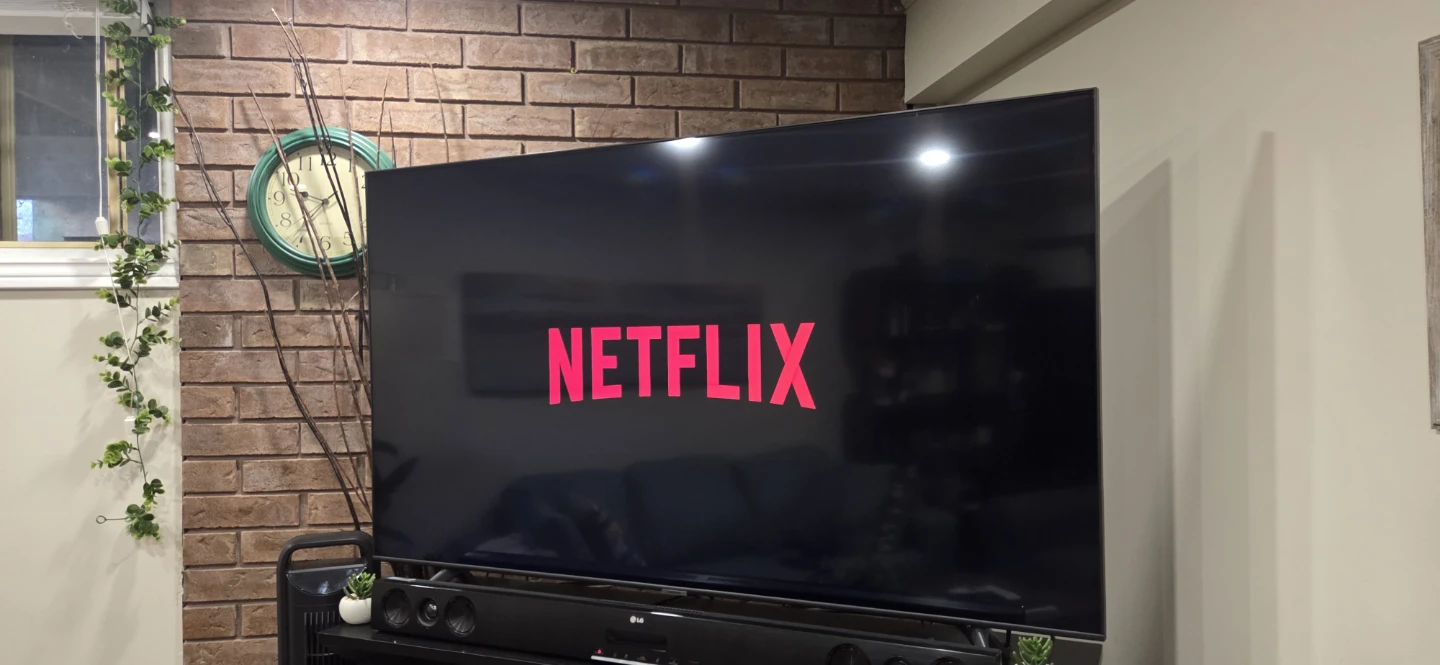 Samsung 55” Smart QLED TV — Great Deal - photo 4