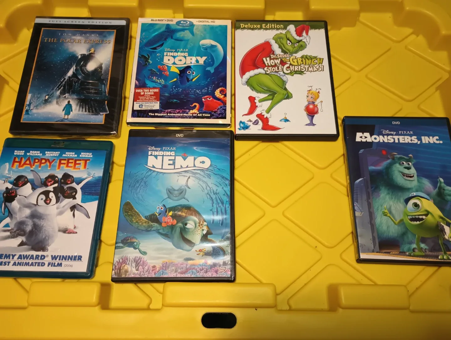 Kids DVD Bundle - Polar Express, Finding Nemo, and More! thumbnail