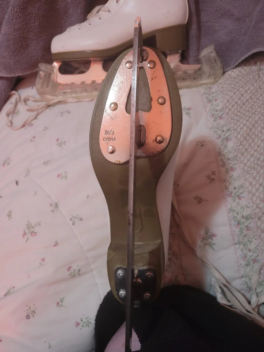 Glacier 120 Women's Ice Skates - Size 9 1/2 image indicator(4)