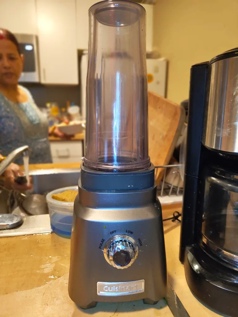 Cuisinart Compact Portable Blender and smoothie maker image indicator(6)