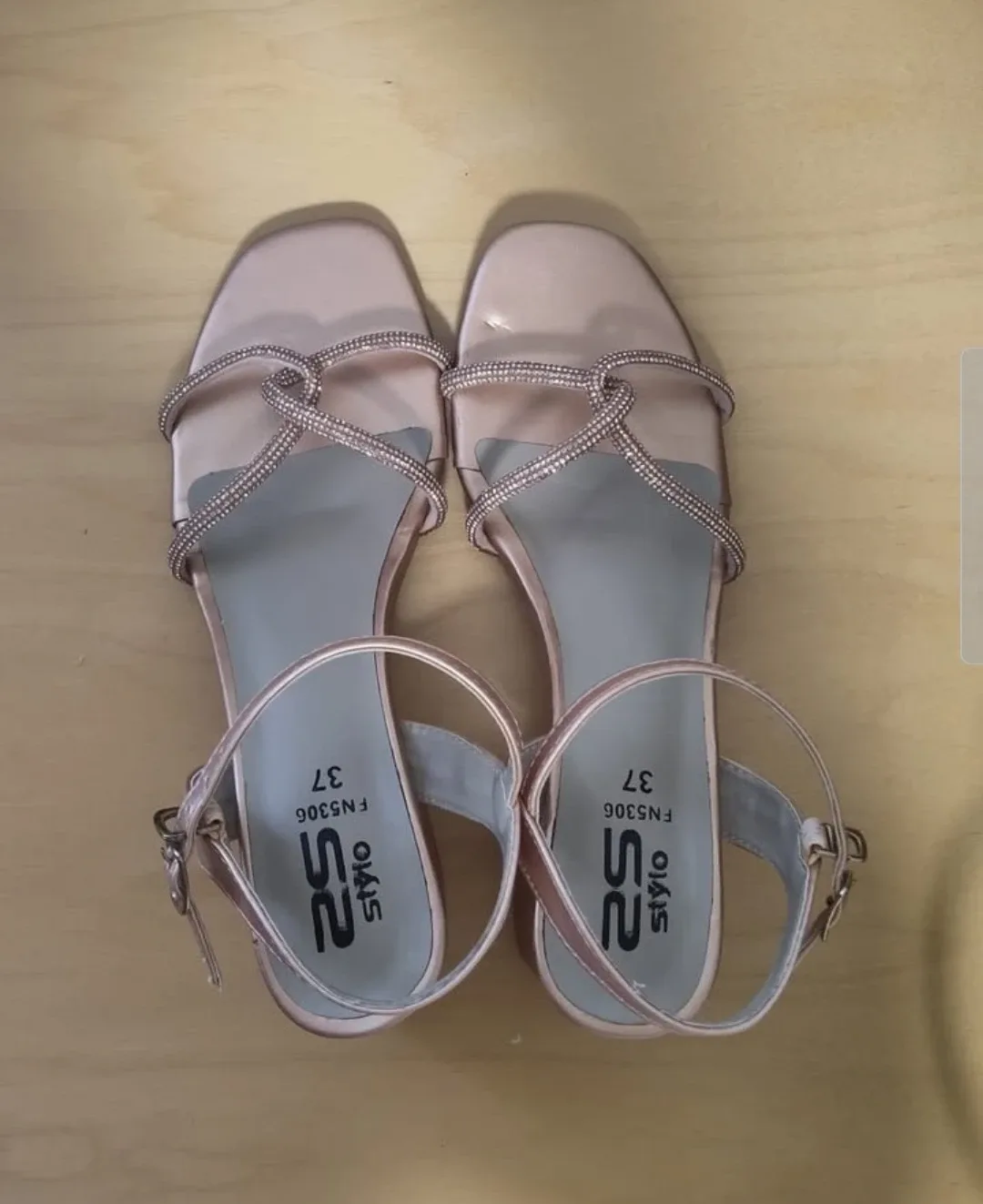 Rose gold block-heeled sandals - Size 5 or 5.5 image indicator(2)