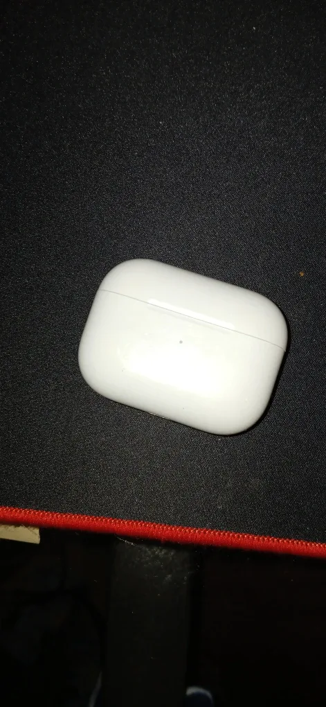 Apple AirPods Pro Case