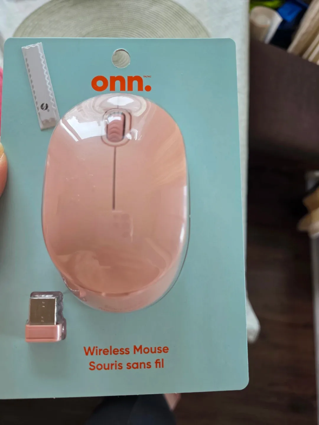 New Onn. Pink Wireless Mouse image indicator(3)