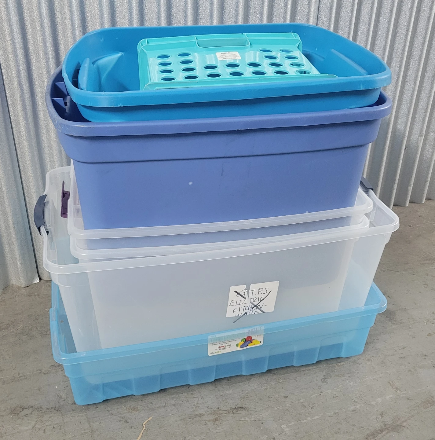 7 bins NO LIDS!! - photo 2