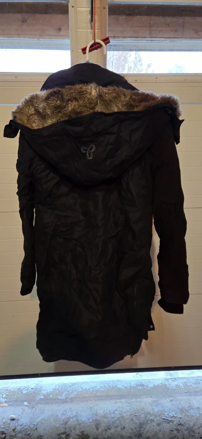 TNA Black Winter Parka - Size Small image indicator(4)