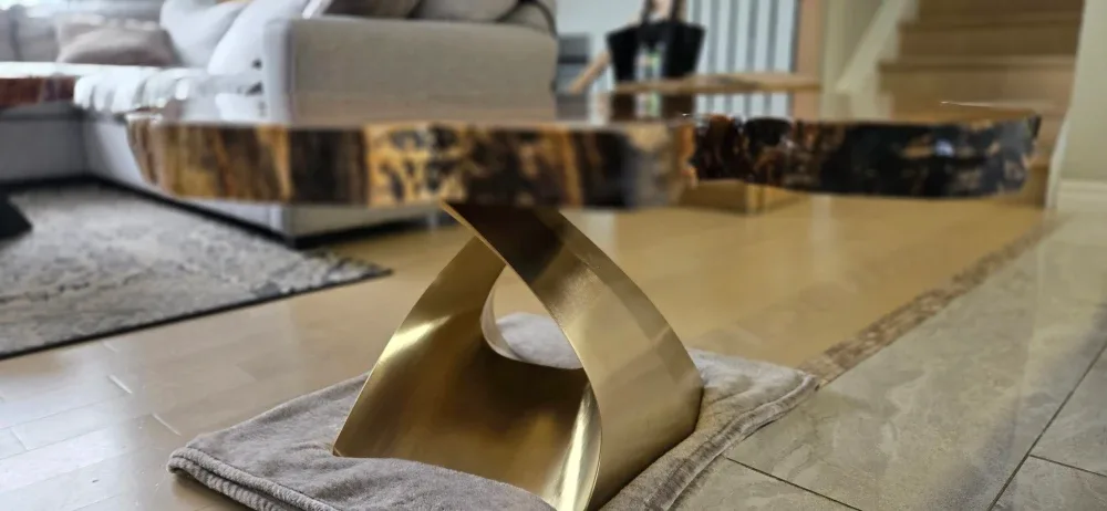 Luxurious Live Edge Spalted maple Coffee Table image indicator(7)