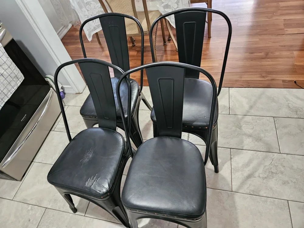 Set of 4 Black Metal Dining Chairs image indicator(2)