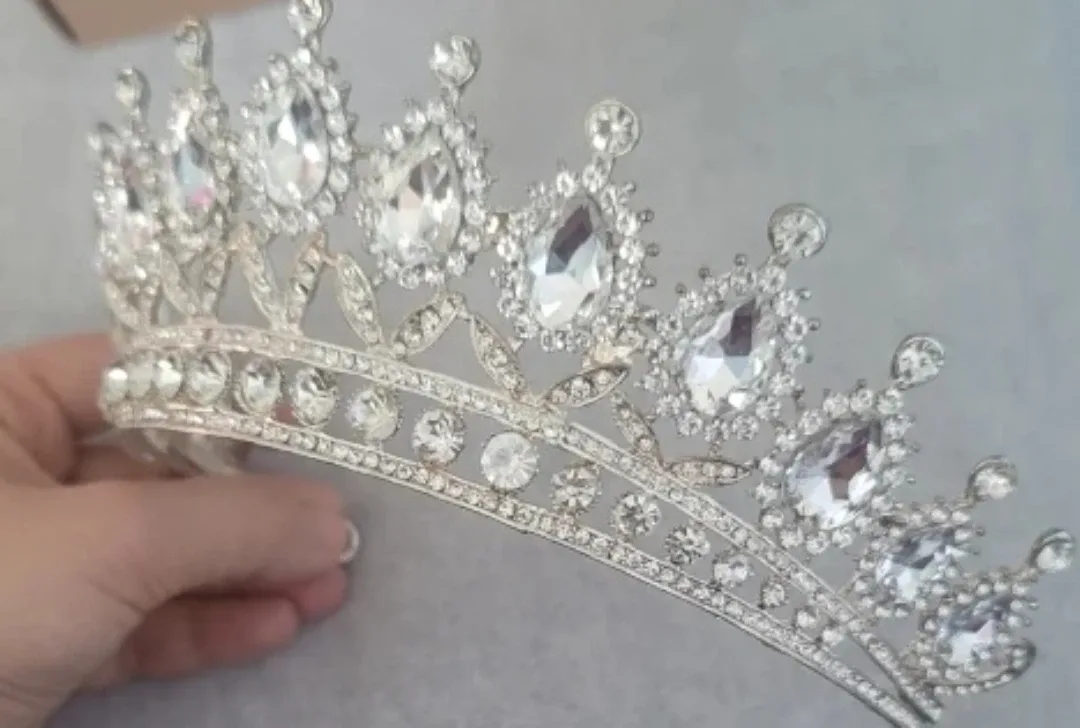 Wedding  Silver Tiara image indicator(3)