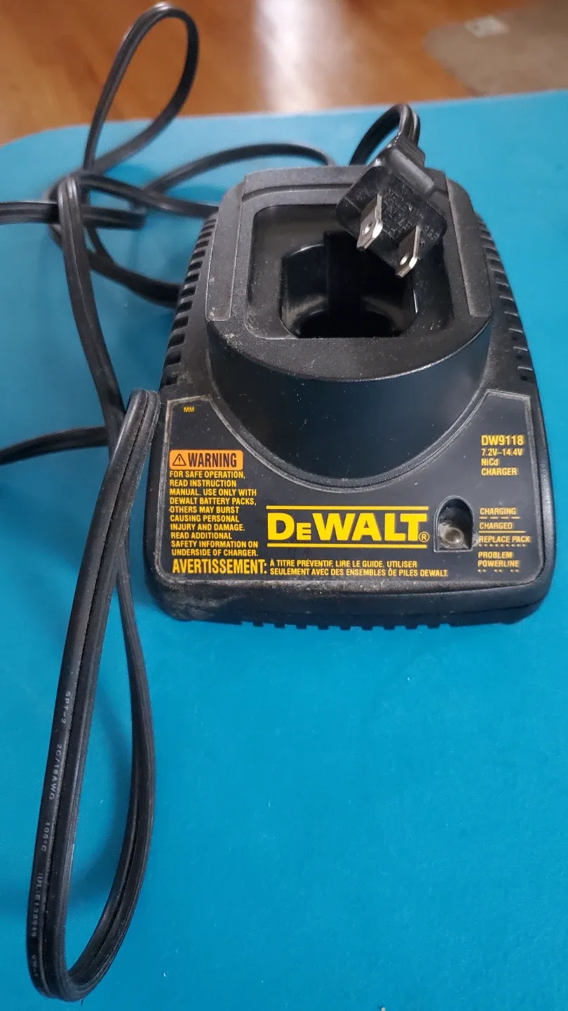 DeWalt DW953 12V Cordless Drill image indicator(3)