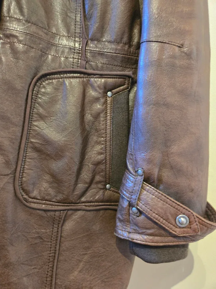 Danier Brown Leather Jacket - Size L image indicator(4)