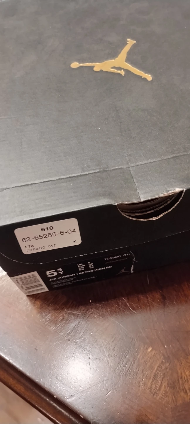Air Jordan 1 Retro High BG - Size 5.5 - photo 3