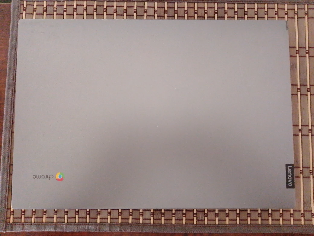 Lenovo Chromebook big screen with latest updates - photo 3