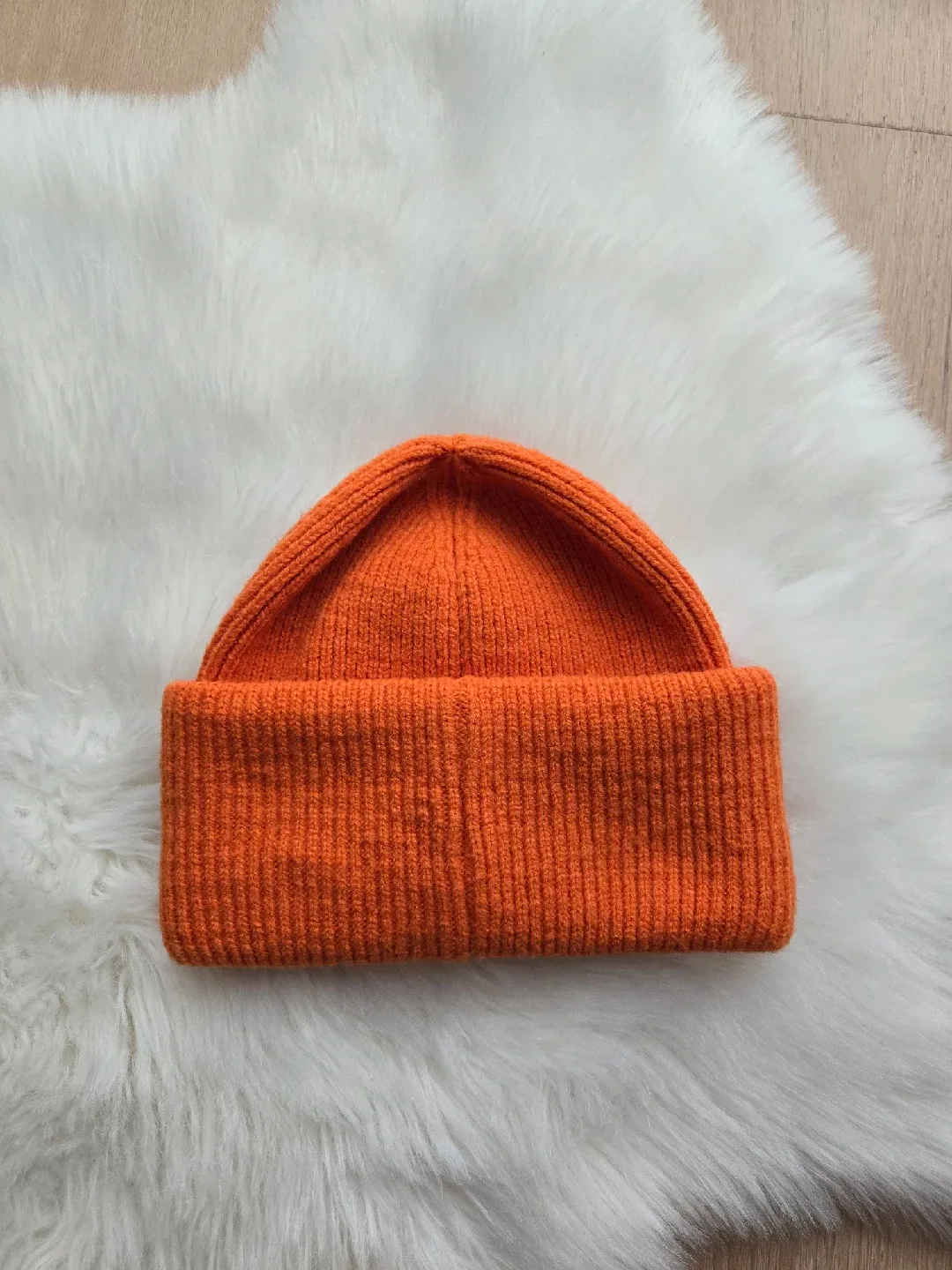 Orange Knit high image indicator(2)