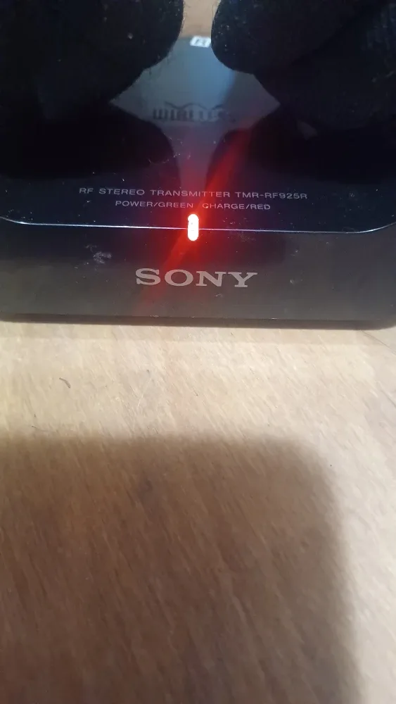 Sony RF Stereo Transmitter TMR-RF925R Headphones image indicator(2)
