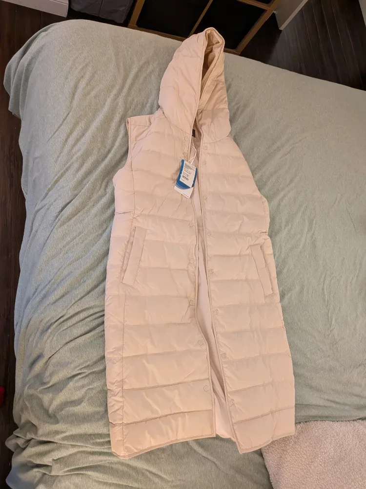 New Jaju Long hooded Puffer vest