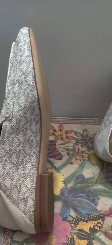 Michael Michael Kors Loafers - Size 6. 5 image indicator(4)