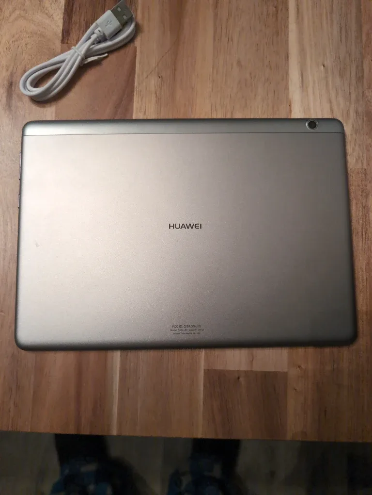 Huawei Tablet with Charger image indicator(2)