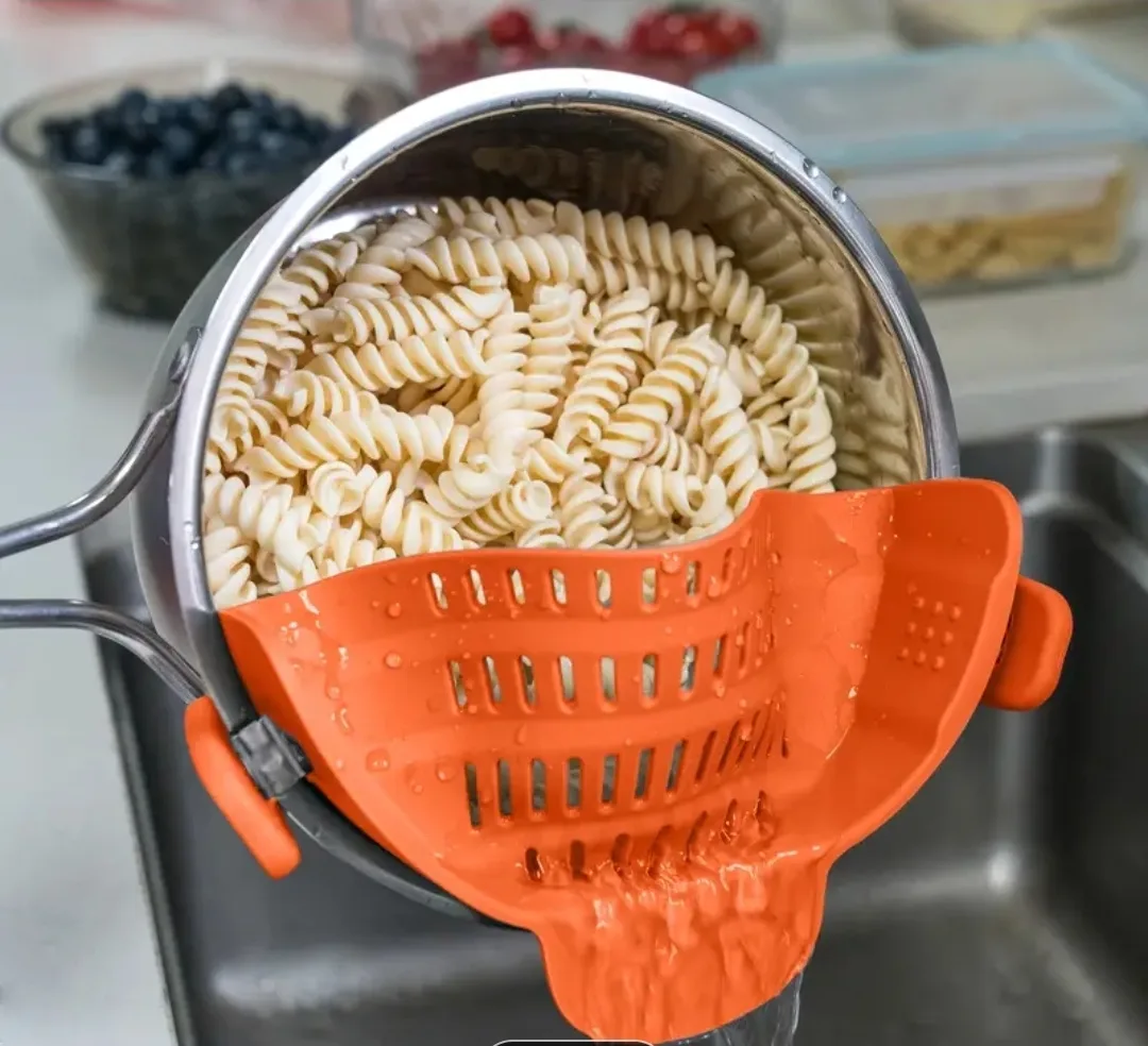 ✨ Clip-On Pot Strainer  Hands-Free Draining for Every Kitchen! ✨ image indicator(6)