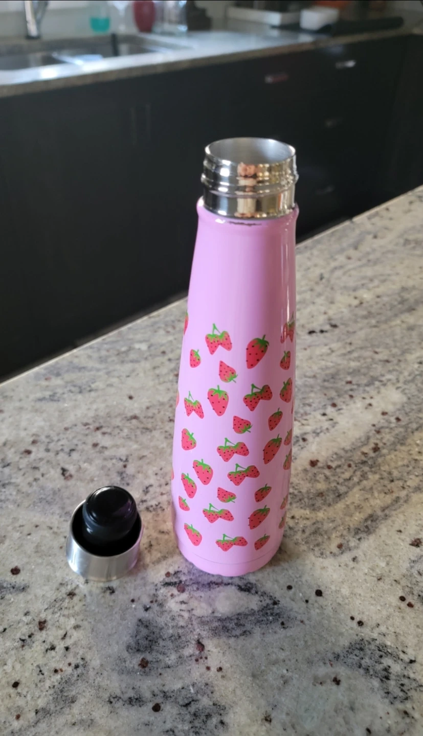Sweet strawberry water bottle 700ml - photo 2