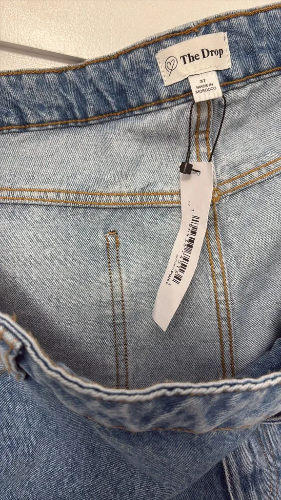 The Drop Distressed Crop Jeans - Size 37 image indicator(2)