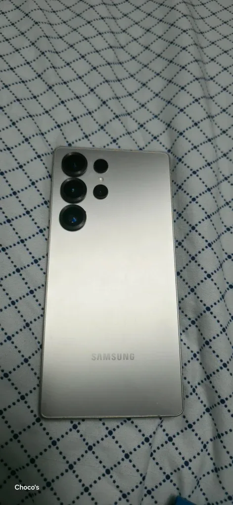 Samsung Galaxy S25 Ultra Silver 246 Gb  unlocked- Like New! image indicator(3)