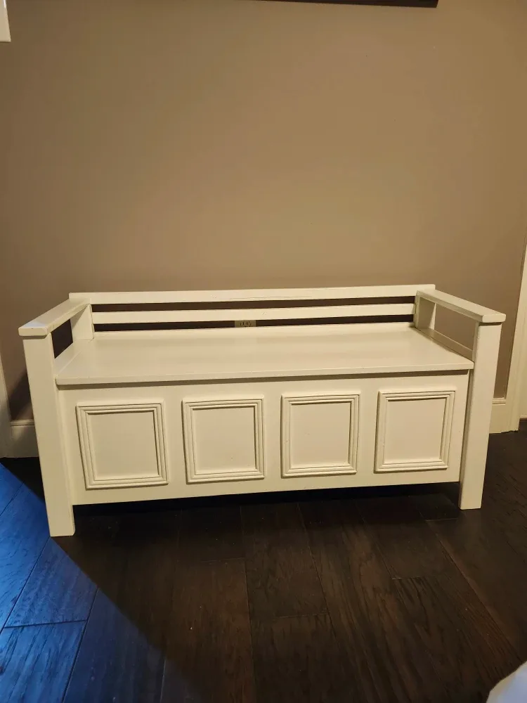 White Storage Bench with Lift Top