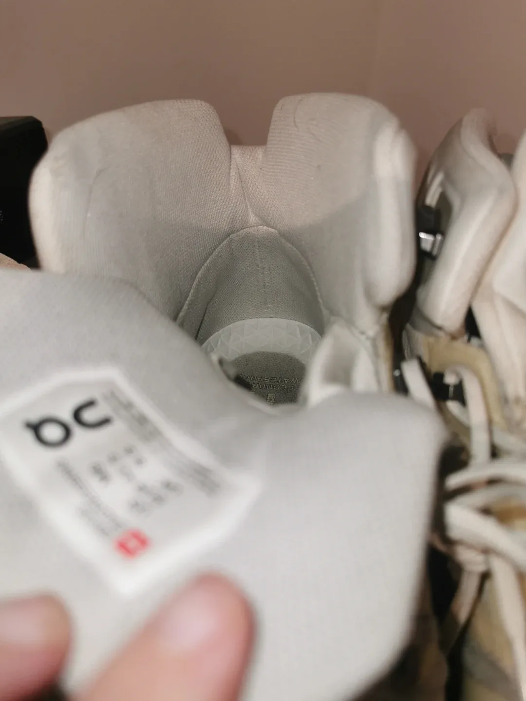 On Running Cloudrock Waterproof Hiking Boots - US 9 image indicator(7)