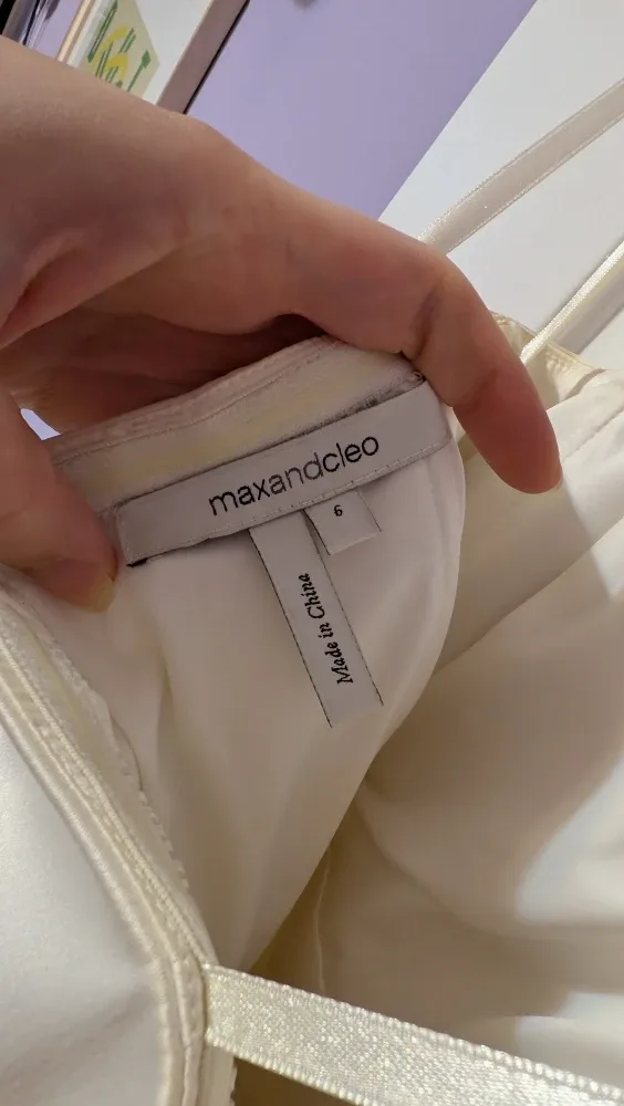 Max and Cleo Dress Size 6 (worn once) image indicator(2)