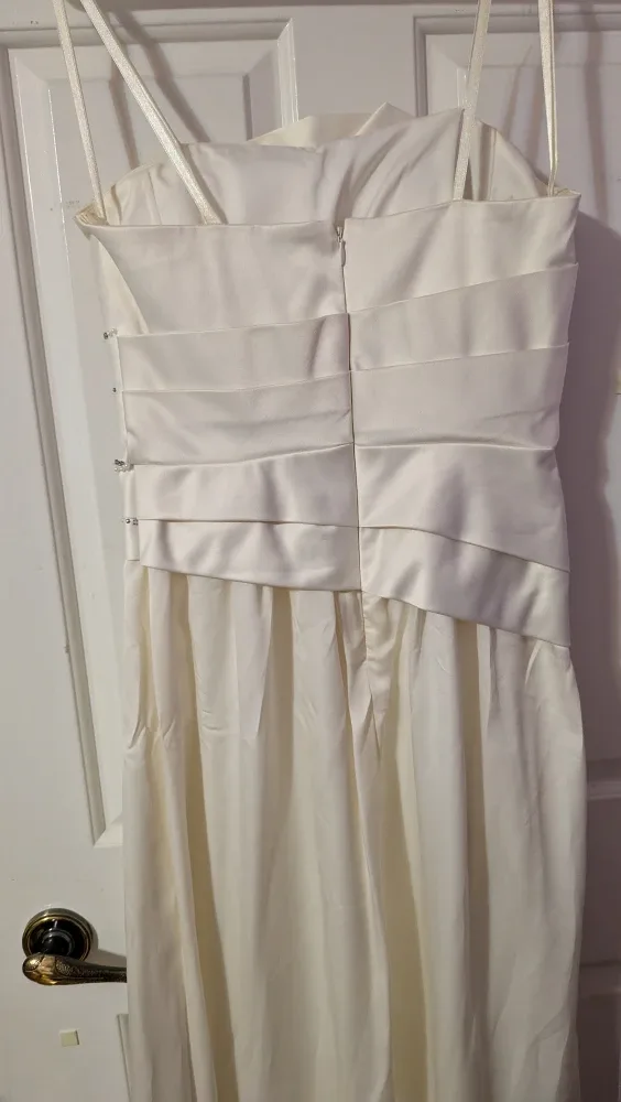 Max and Cleo Dress Size 6 (worn once) image indicator(4)