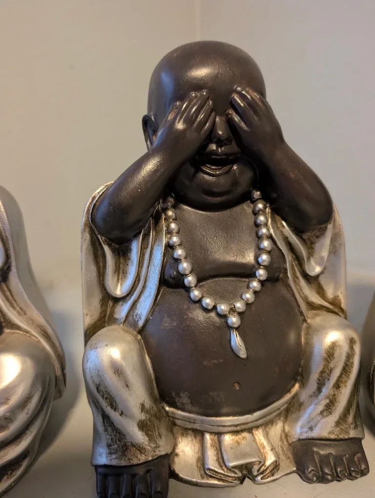 Three Wise Buddha Statues image indicator(5)