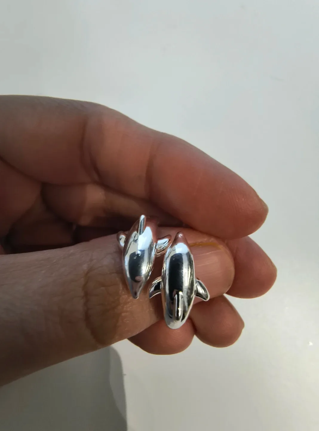925 Sterling Silver Dolphin Ring (Unisex) thumbnail